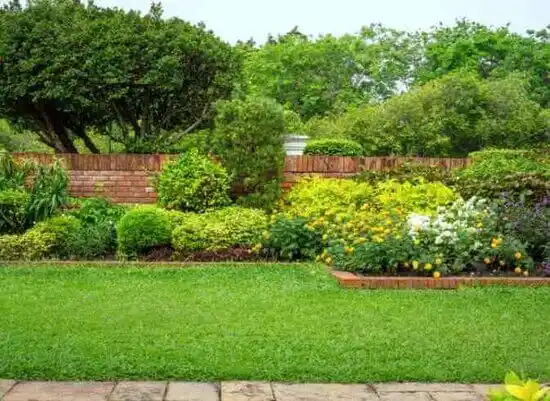 landscaping services St. Leonard